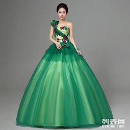 杭州服裝租賃指南 從古代禮儀到現代表演的一站式選擇